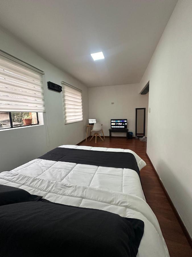 Casa Roja Residencia 10-51 Apartment Cuenca Bagian luar foto